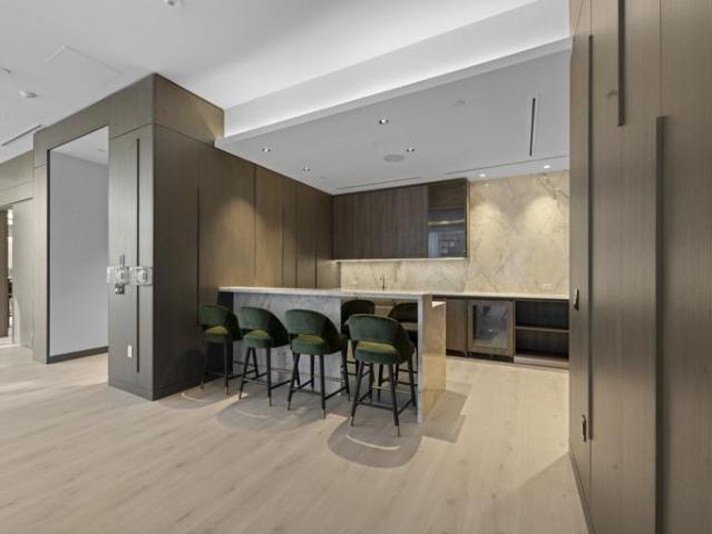 Apartment 2 Bedroom For Rent Toronto ON 3325 ELS96249304
