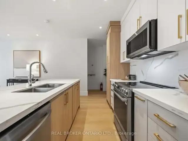 Apartment 2 Bedroom For Rent Toronto ON 3495 ES103920503