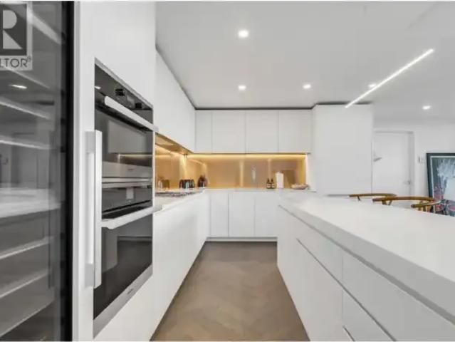 Apartment 2 Bedroom For Rent Vancouver BC 9500 ES101878012