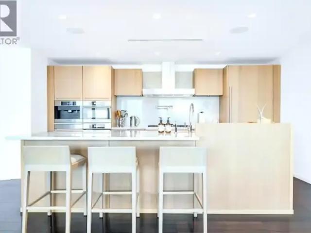 Apartment 2 Bedroom For Rent Vancouver BC 17800 ES104876896