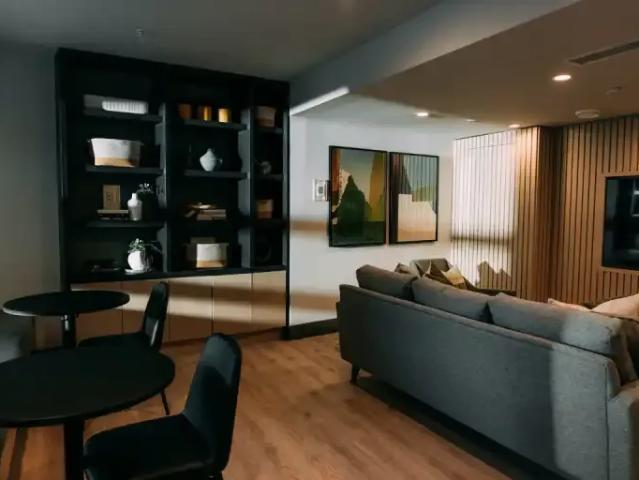 Apartment 2 Bedroom For Rent Vancouver BC 2475 ES103920168