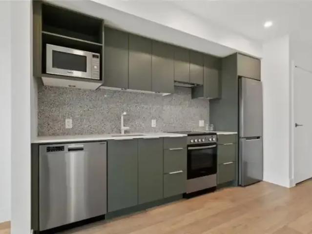 Apartment 2 Bedroom For Rent Vancouver BC 3200 ES103839929
