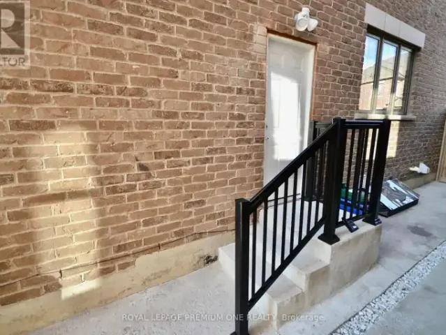 Apartment 2 Bedroom For Rent Vaughan ON 2000 ES103958845