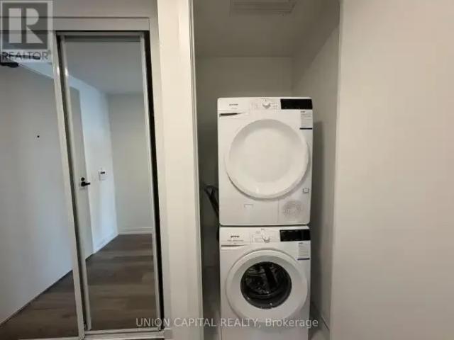 Apartment 2 Bedroom For Rent Vaughan ON 2150 ES103879729