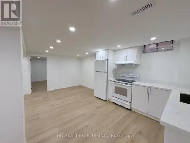 Apartment 2 Bedroom For Rent Vaughan ON 2100 ELS102794989