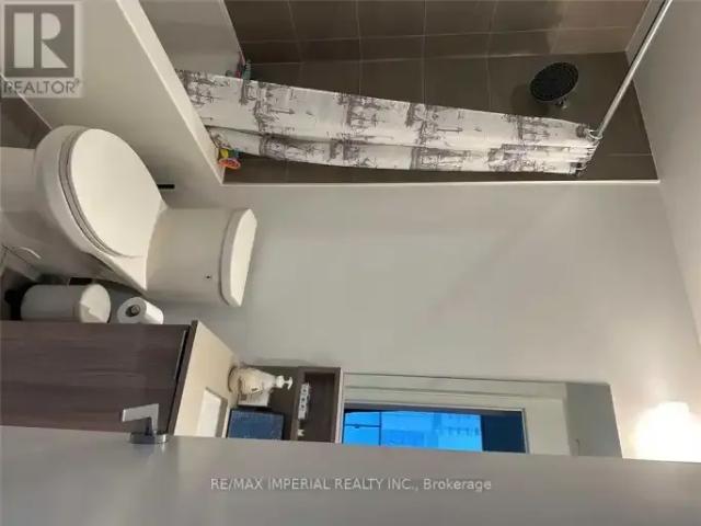 Apartment 2 Bedroom For Rent Vaughan ON 2100 ELS102306793