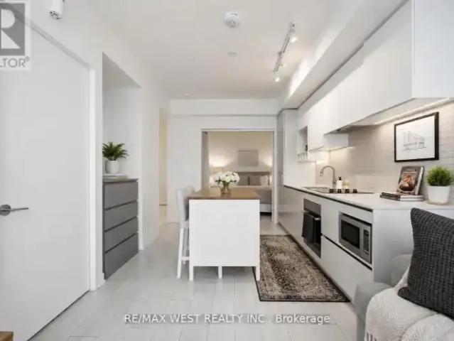 Apartment 2 Bedroom For Rent Vaughan ON 2200 ES103879738