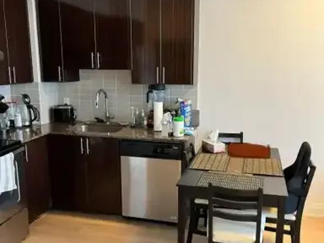 Apartment 2 Bedroom For Rent Vaughan ON 2350 ELS102204310