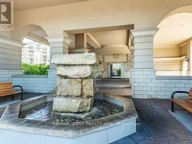 Apartment 2 Bedroom For Rent Vaughan ON 2350 ES102434524