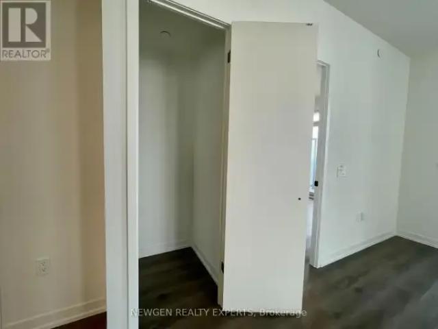 Apartment 2 Bedroom For Rent Vaughan ON 2400 ELS102085923