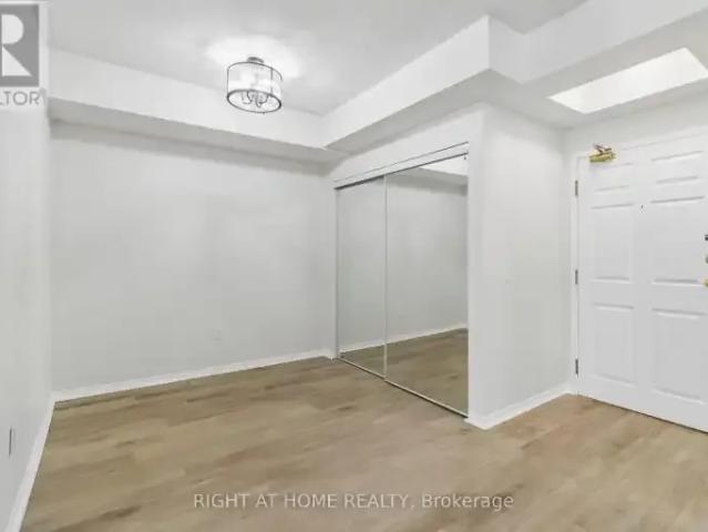 Apartment 2 Bedroom For Rent Vaughan ON 2400 ES105167491