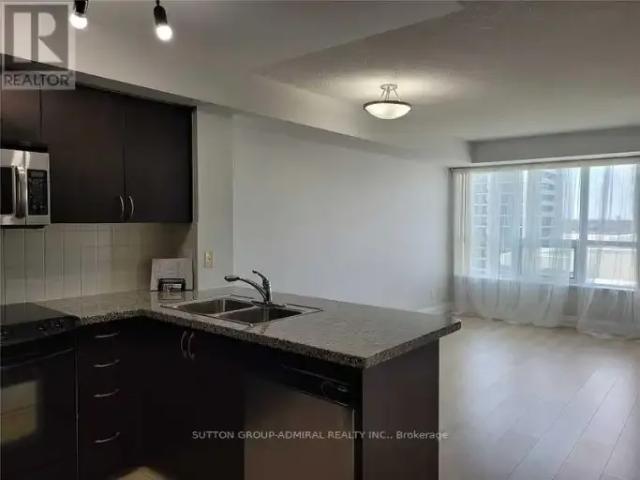 Apartment 2 Bedroom For Rent Vaughan ON 2500 ES103119147
