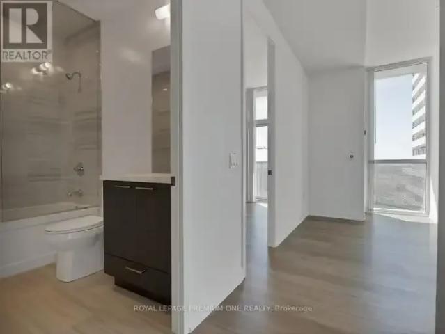 Apartment 2 Bedroom For Rent Vaughan ON 2600 ES103879733