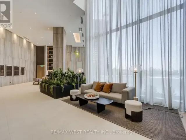 Apartment 2 Bedroom For Rent Vaughan ON 2750 ES104972824