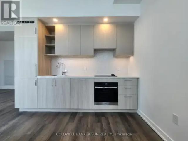 Apartment 2 Bedroom For Rent Vaughan ON 2700 ES104941087