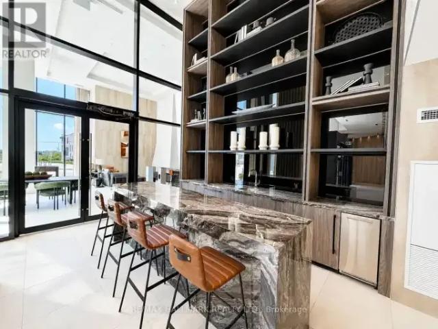 Apartment 2 Bedroom For Rent Vaughan ON 2800 ES102578938