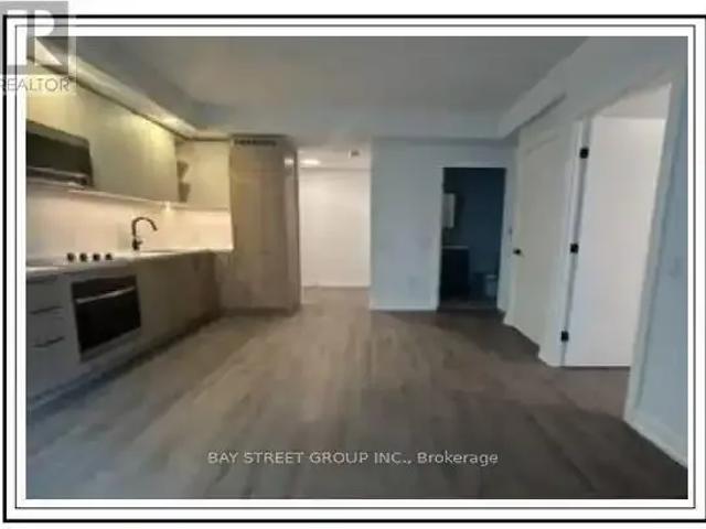 Apartment 2 Bedroom For Rent Vaughan ON 2800 ES104895162