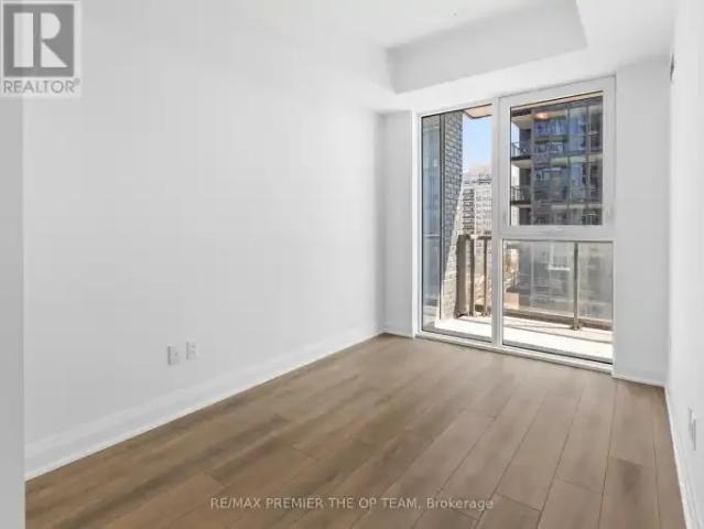 Apartment 2 Bedroom For Rent Vaughan ON 3100 ELS101878635