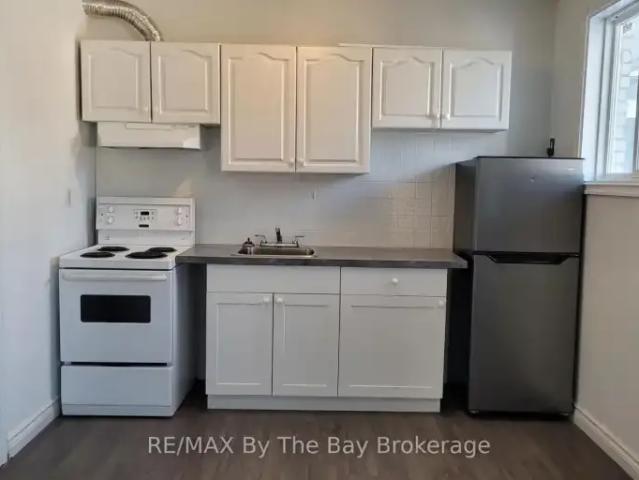 Apartment 2 Bedroom For Rent Wasaga Beach ON 1650 ELS102795000