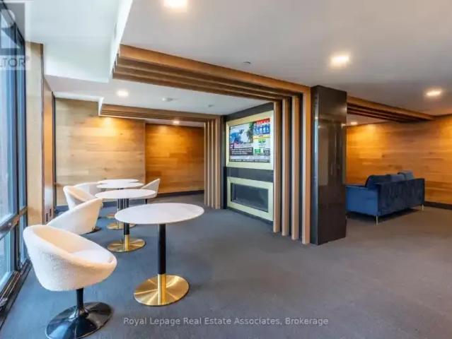Apartment 2 Bedroom For Rent Waterloo ON 2400 ES101217326