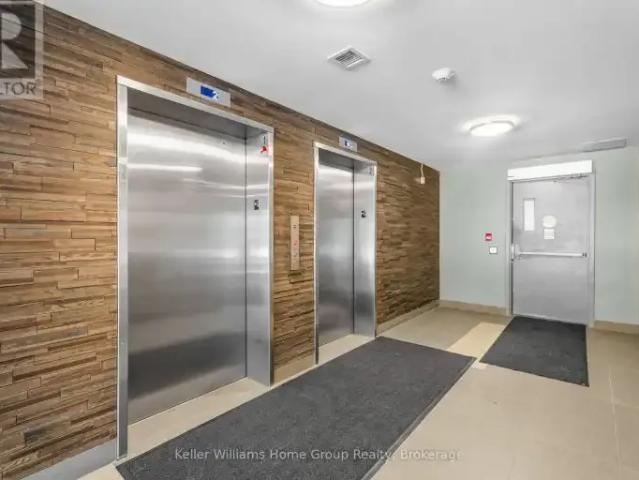Apartment 2 Bedroom For Rent Waterloo ON 2400 ES104598513