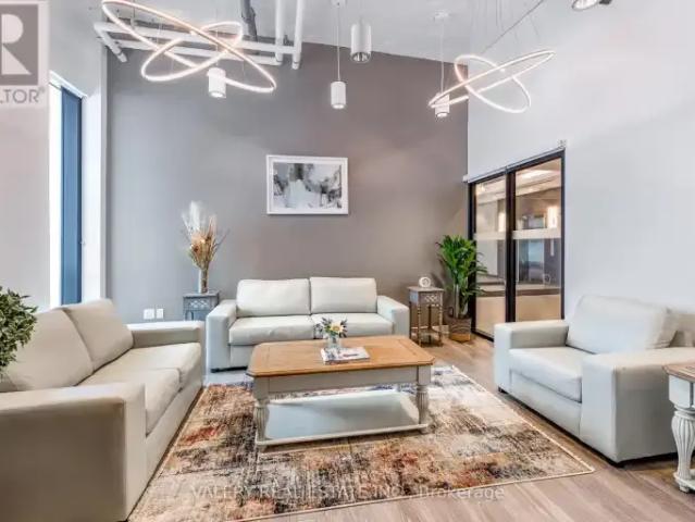 Apartment 2 Bedroom For Rent Waterloo ON 2560 ES102795004