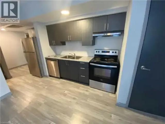 Apartment 2 Bedroom For Rent Waterloo ON 2000 ES101879145