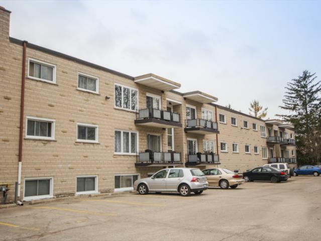 Apartment 2 Bedroom For Rent Waterloo ON 2065 ES96247637