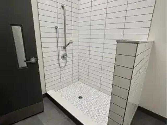 Apartment 2 Bedroom For Rent Waterloo ON 2275 ES100527500