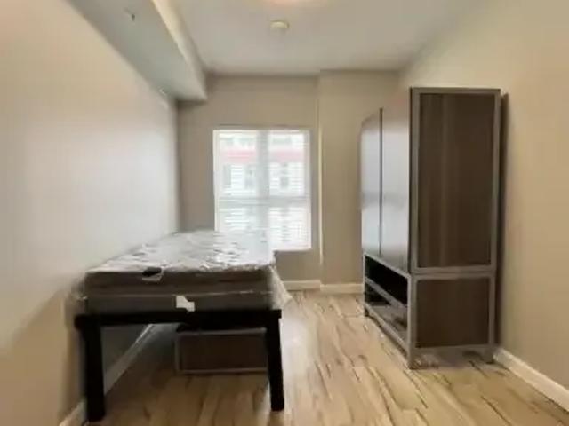 Apartment 2 Bedroom For Rent Waterloo ON 2300 ES104142916