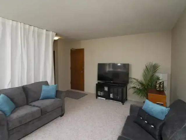 Apartment 2 Bedroom For Rent Winnipeg MB 1466 ES103379350