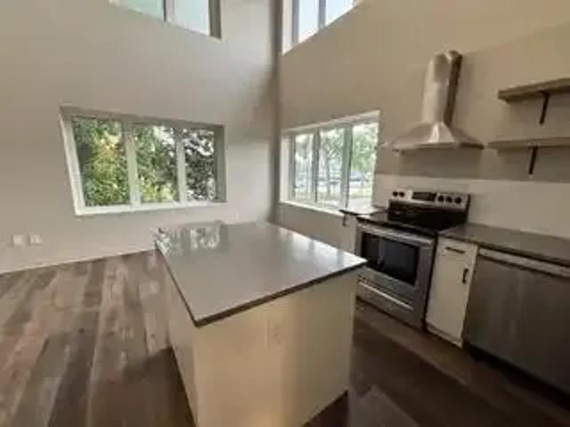 Apartment 2 Bedroom For Rent Winnipeg MB 2200 ES103611672