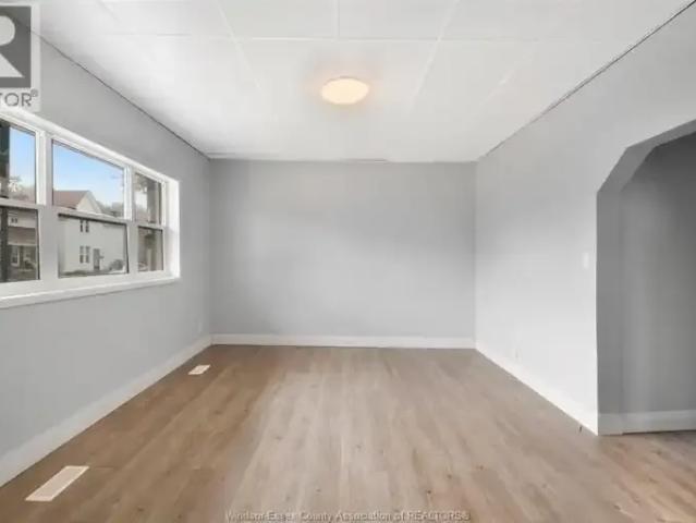 Apartment 2 Bedroom For Rent Windsor ON 1195 ELS101879276