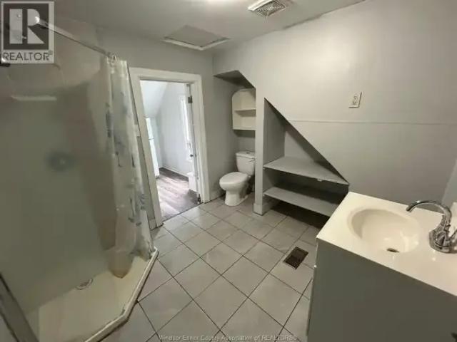 Apartment 2 Bedroom For Rent Windsor ON 1350 ES102658688