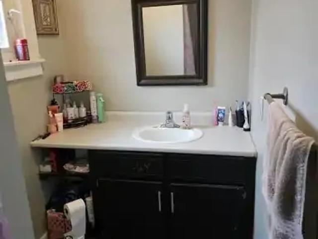 Apartment 2 Bedroom For Rent Windsor ON 1325 ELS102204350