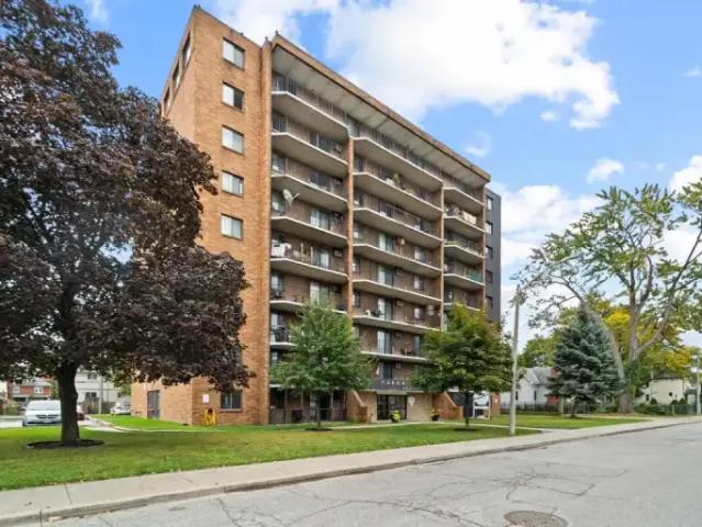 Apartment 2 Bedroom For Rent Windsor ON 1560 ELS98852800