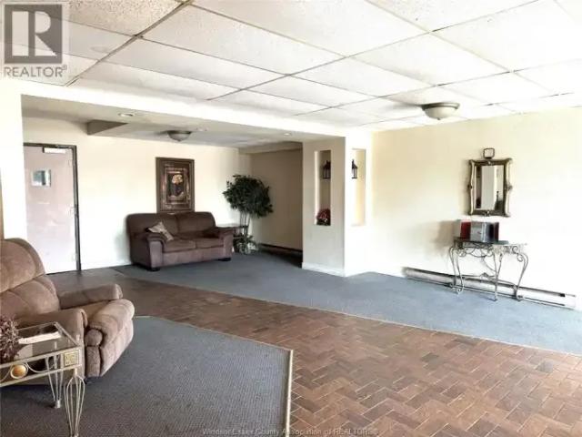Apartment 2 Bedroom For Rent Windsor ON 1680 ES103487766