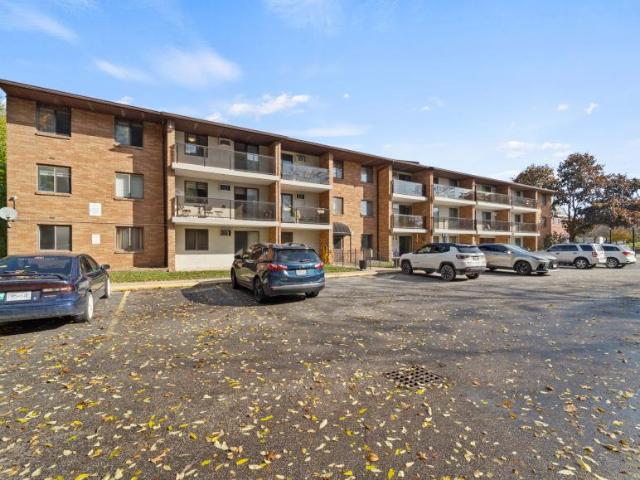 Apartment 2 Bedroom For Rent Windsor ON 1700 ELS96001246