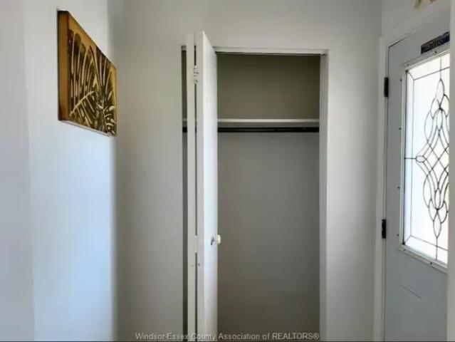 Apartment 2 Bedroom For Rent Windsor ON 1700 ES103091319