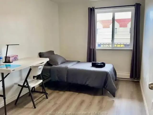 Apartment 2 Bedroom For Rent Windsor ON 1800 ELS101877656