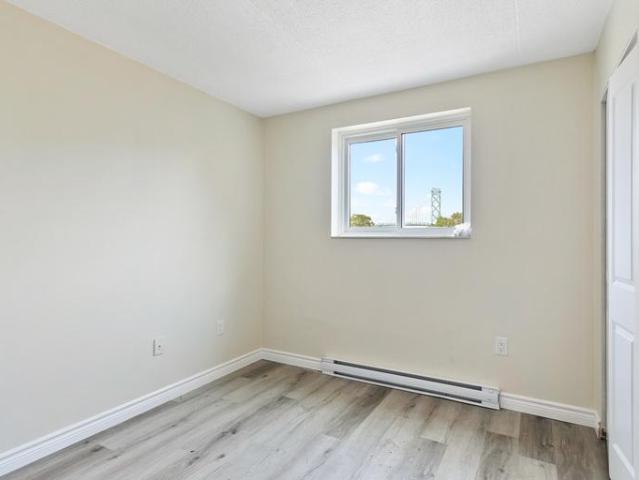 Apartment 2 Bedroom For Rent Windsor ON 1900 ELS100119749