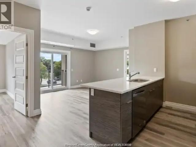 Apartment 2 Bedroom For Rent Windsor ON 2100 ES103958865
