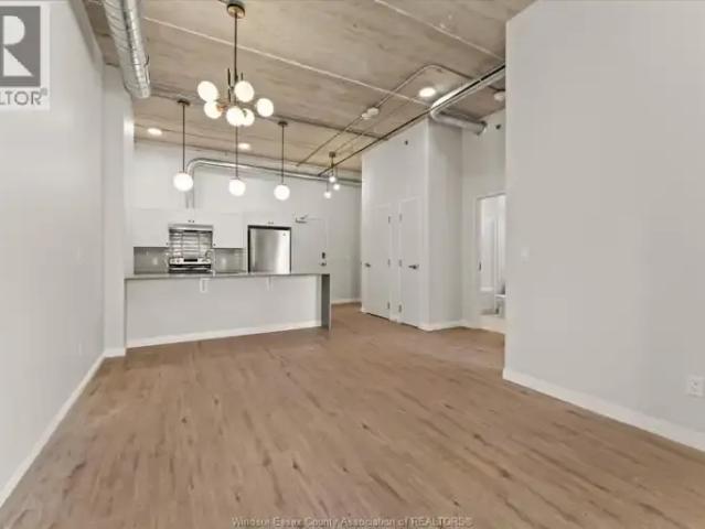Apartment 2 Bedroom For Rent Windsor ON 2245 ES103091783