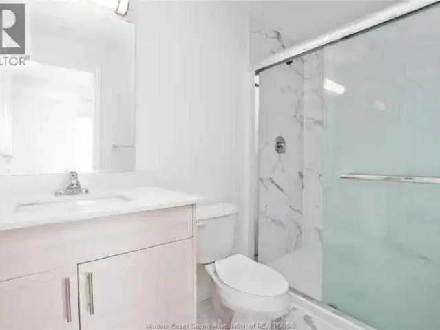 Apartment 2 Bedroom For Rent Windsor ON 2200 ELS102883782