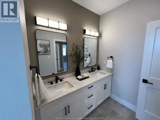 Apartment 2 Bedroom For Rent Windsor ON 2300 ES101877857