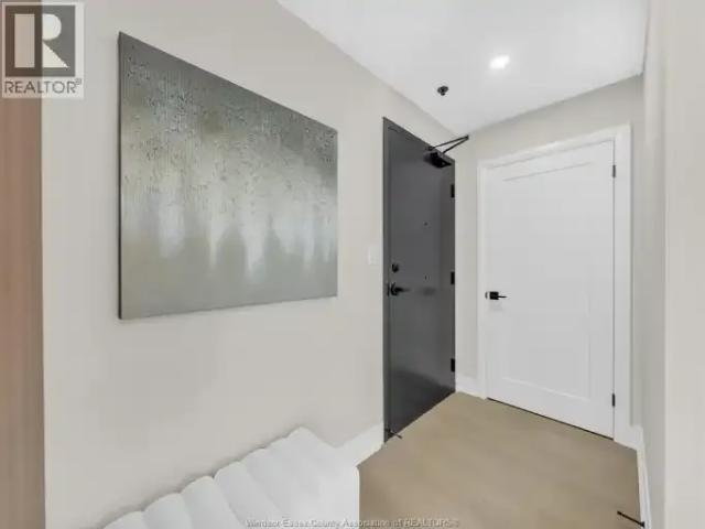 Apartment 2 Bedroom For Rent Windsor ON 2300 ES103612032