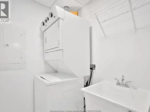 Apartment 2 Bedroom For Rent Windsor ON 2400 ELS101878369