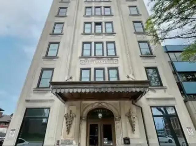 Apartment 2 Bedroom For Rent Windsor ON 2500 ELS102203329