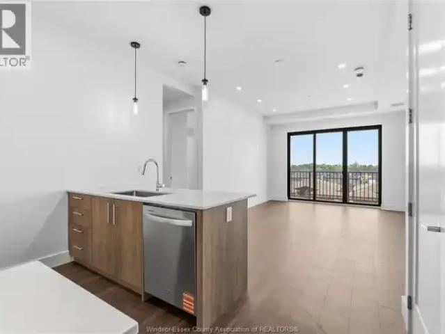 Apartment 2 Bedroom For Rent Windsor ON 2600 ES104183286
