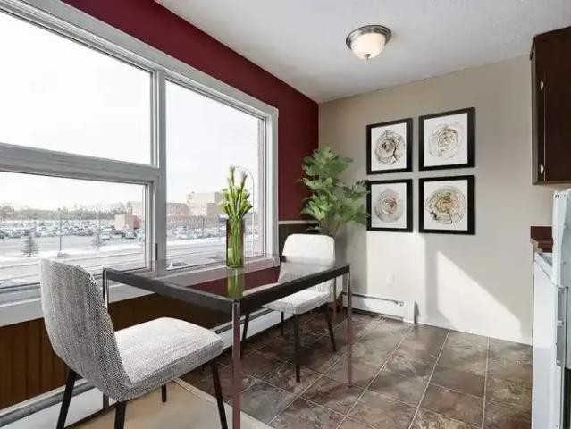 Apartment 2 Bedroom For Rent Yorkton SK 1255 ES99672289